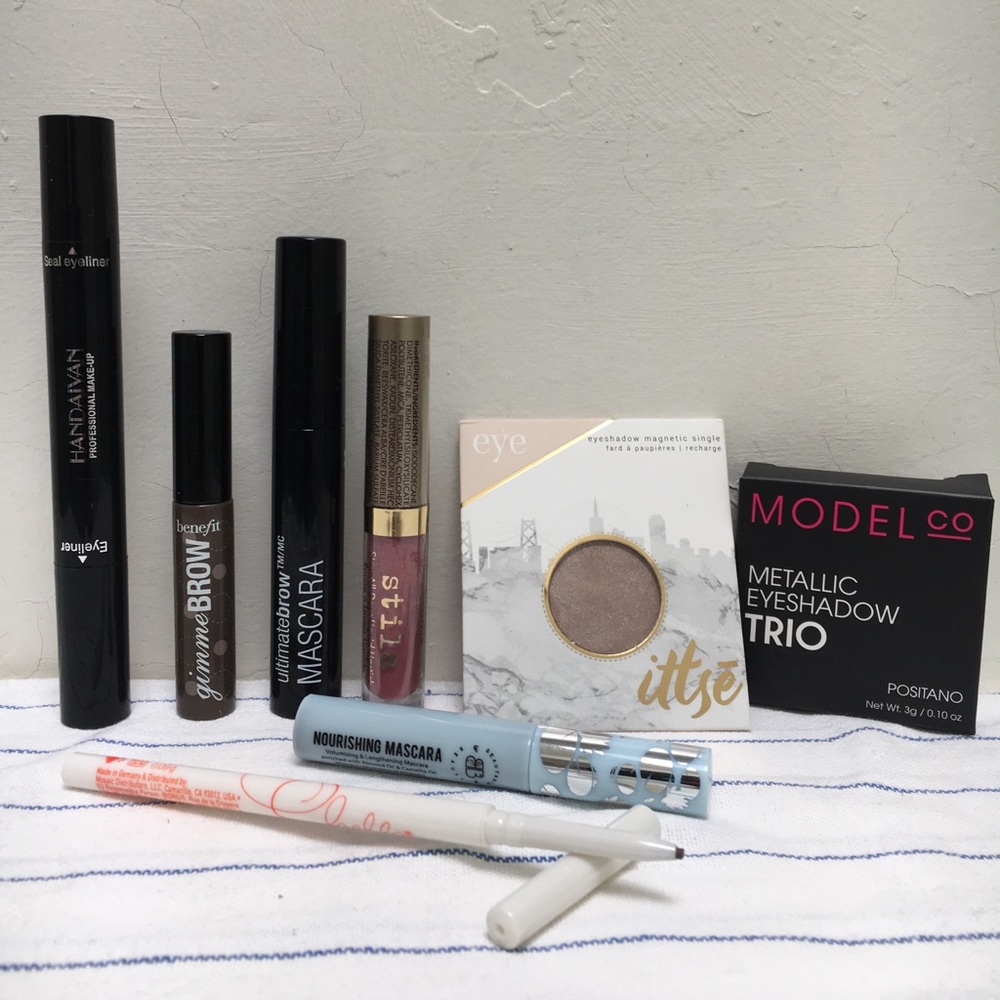 Makeup bundle